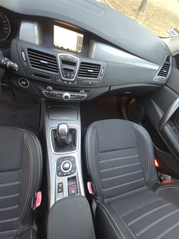renault-laguna-2010-diesel-1461cc