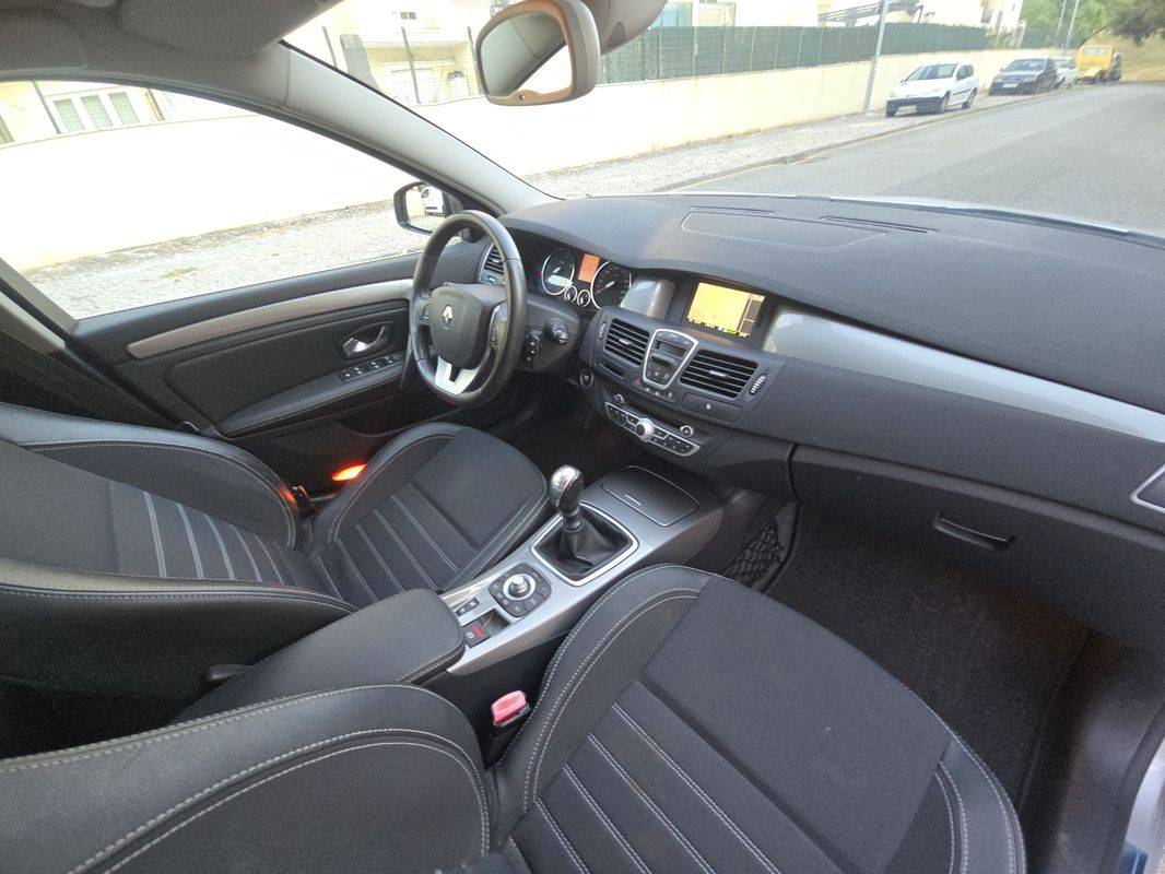 renault-laguna-2010-diesel-1461cc
