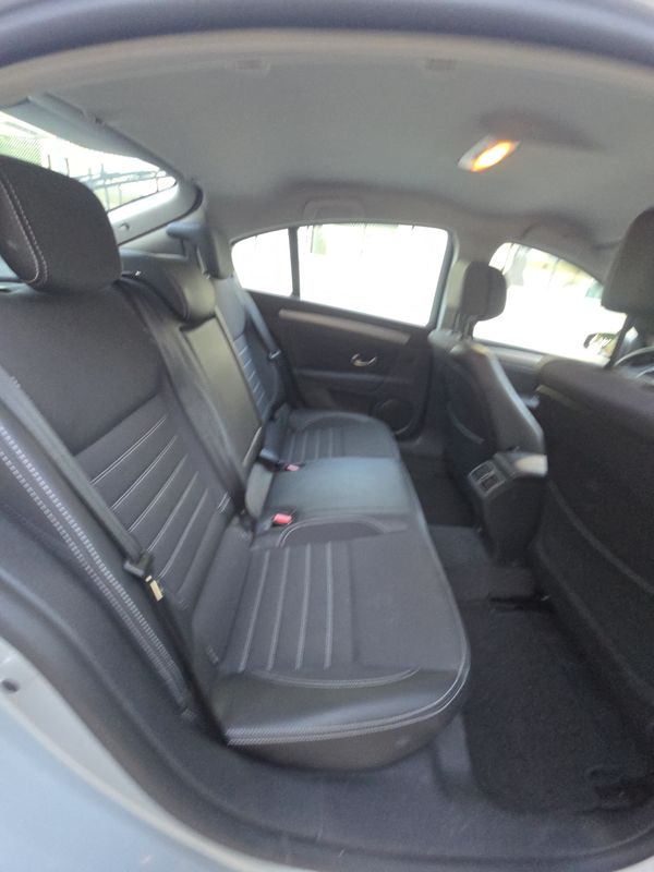 renault-laguna-2010-diesel-1461cc