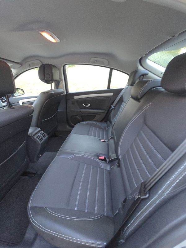 renault-laguna-2010-diesel-1461cc