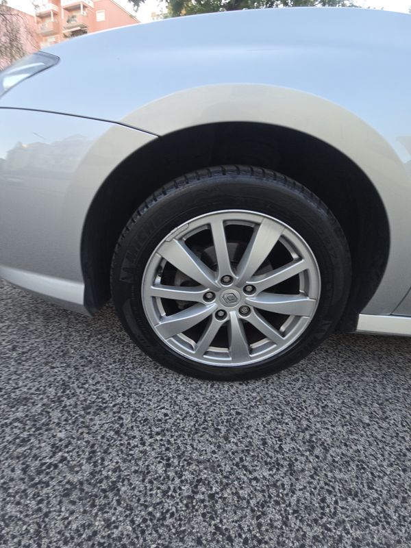 renault-laguna-2010-diesel-1461cc