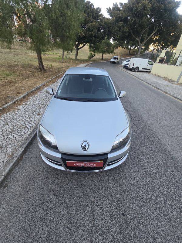 renault-laguna-2010-diesel-1461cc