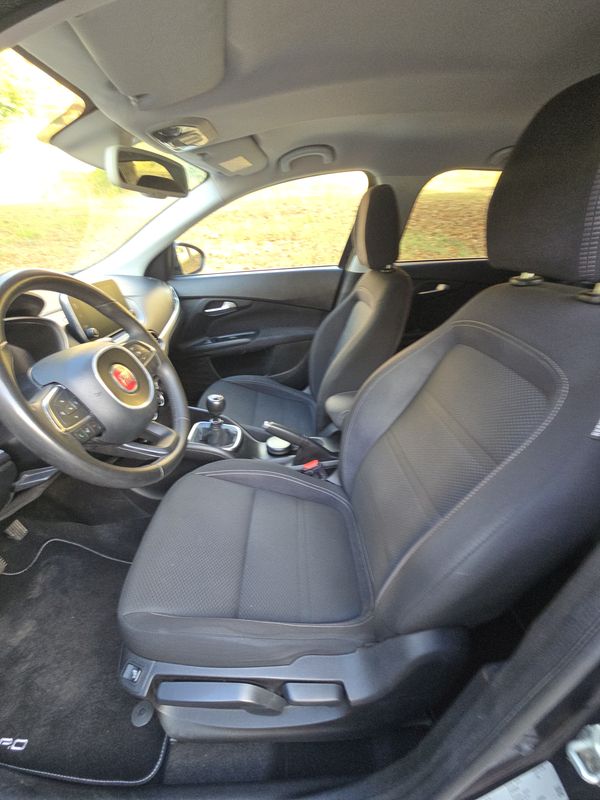 fiat-tipo-station-wagon-2016-diesel-1598cc
