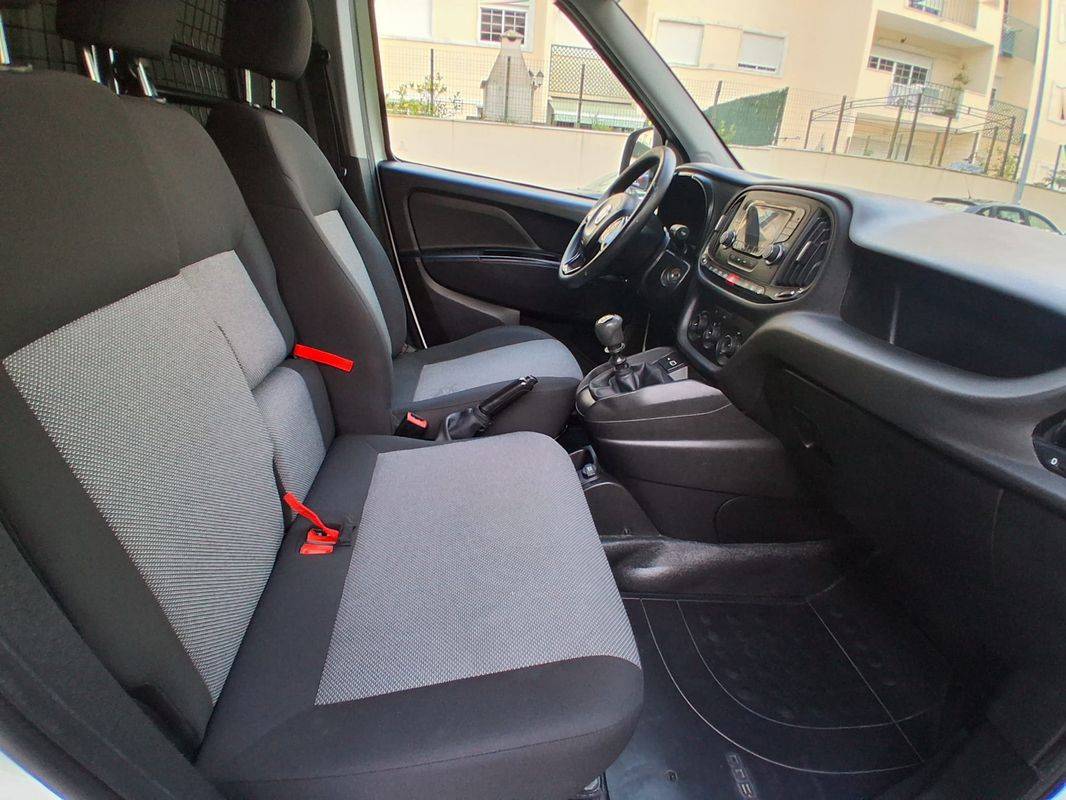 fiat-doblo-2022-diesel-1600cc