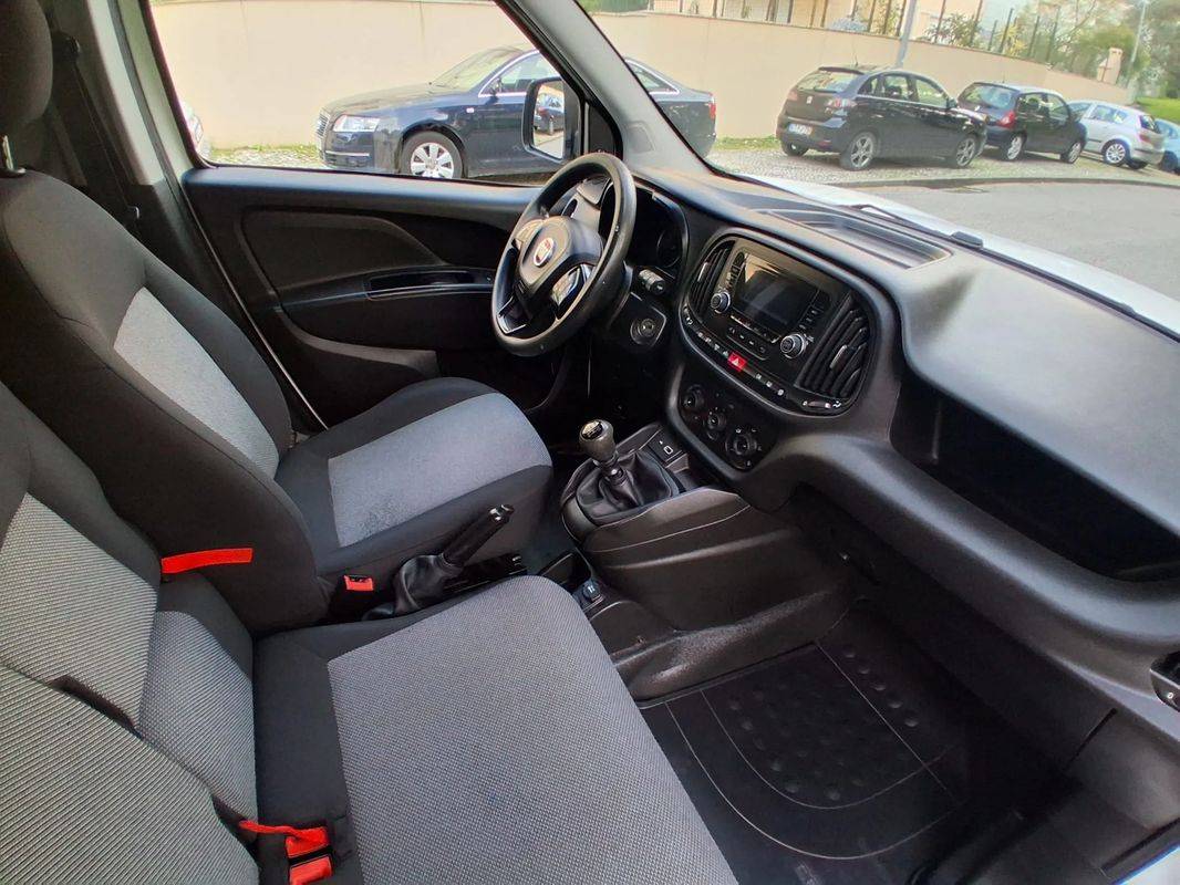 fiat-doblo-2022-diesel-1600cc