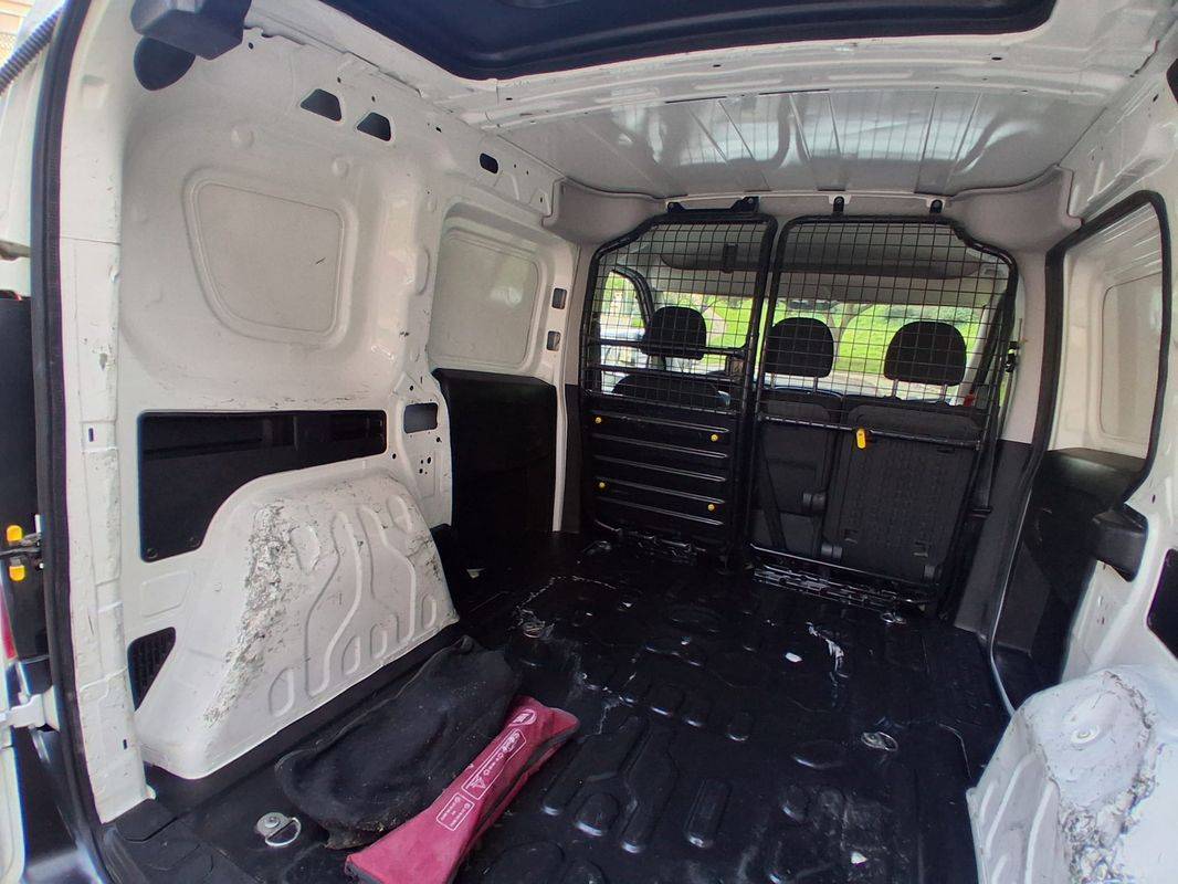 fiat-doblo-2022-diesel-1600cc