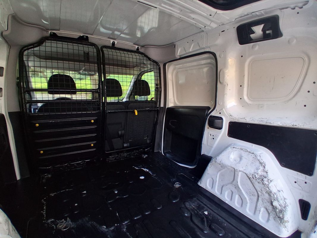 fiat-doblo-2022-diesel-1600cc