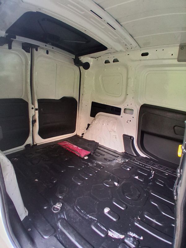 fiat-doblo-2022-diesel-1600cc