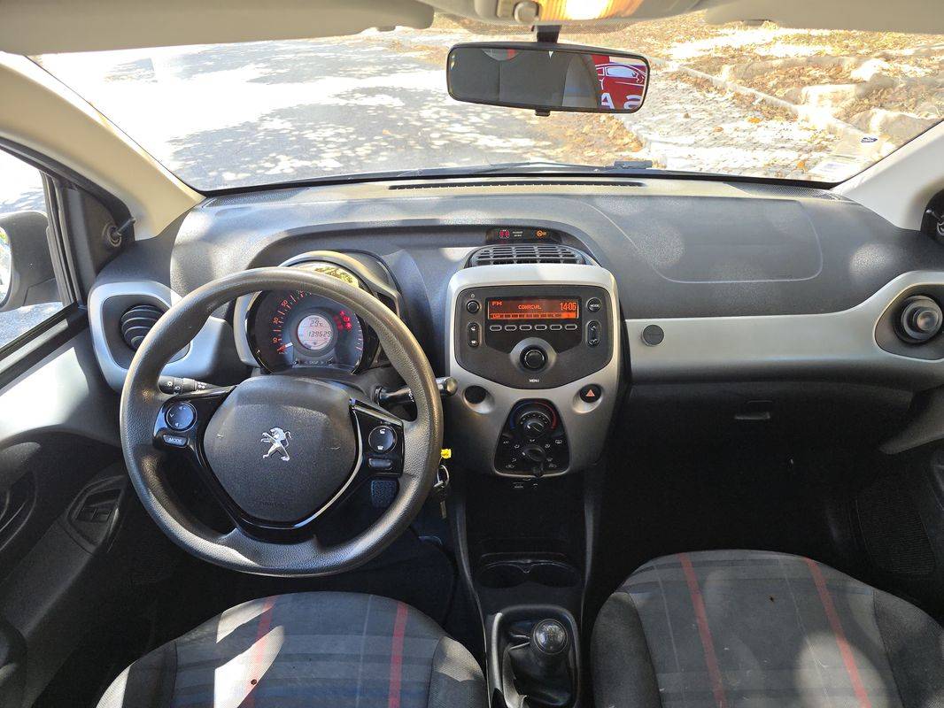 peugeot-108-2015-gasolina-998cc