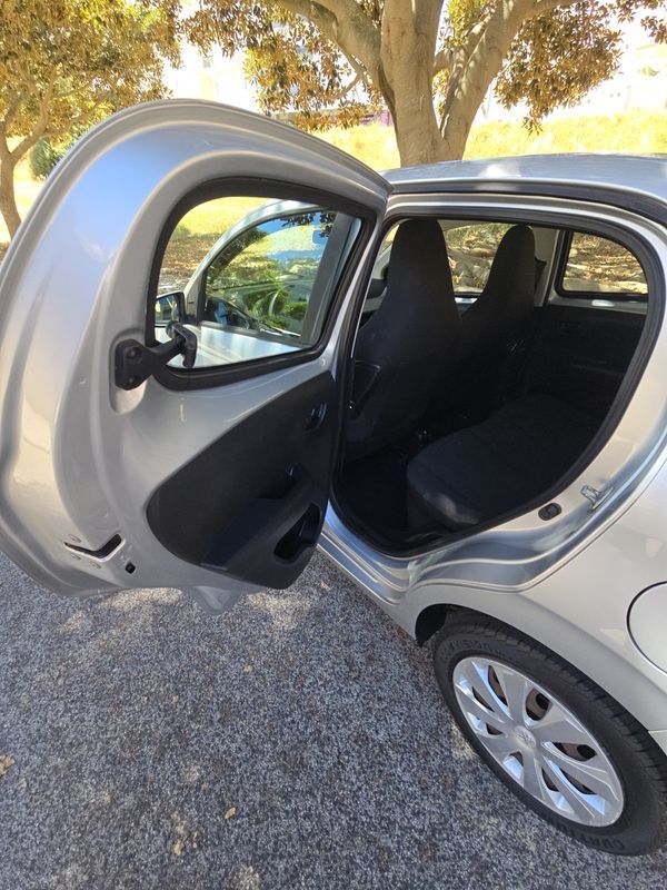 peugeot-108-2015-gasolina-998cc