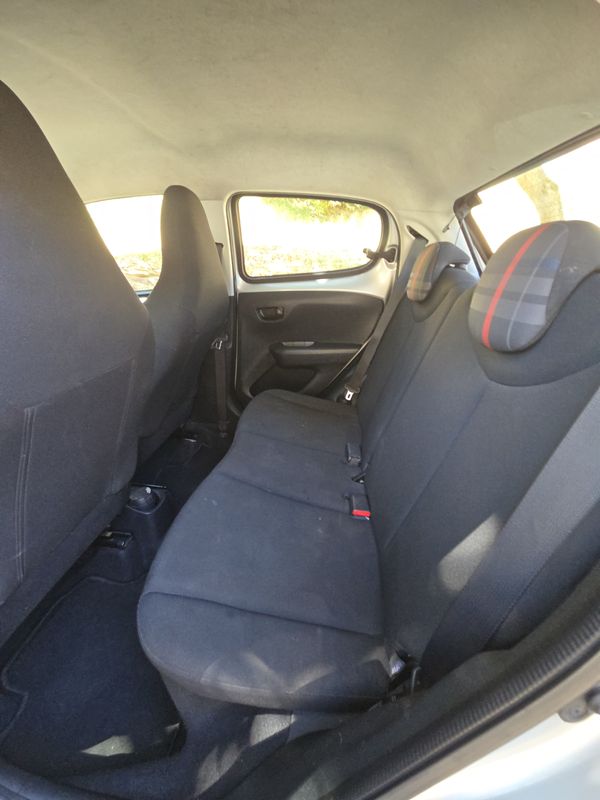 peugeot-108-2015-gasolina-998cc
