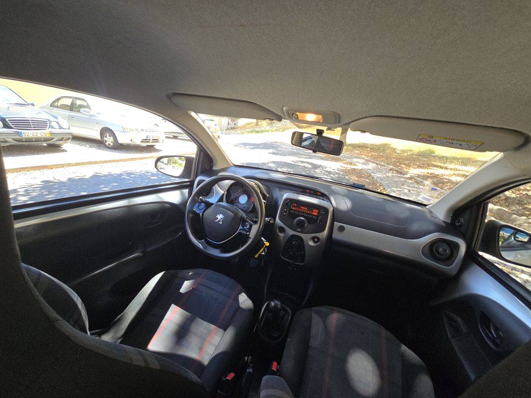 peugeot-108-2015-gasolina-998cc