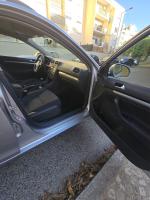 volkswagen-golf-variant-2011-diesel-1598cc