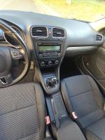 volkswagen-golf-variant-2011-diesel-1598cc