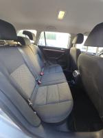 volkswagen-golf-variant-2011-diesel-1598cc