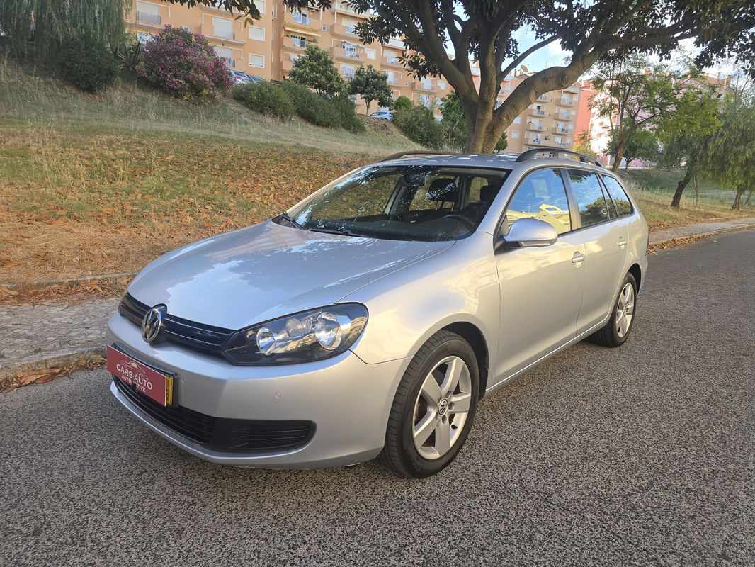 volkswagen-golf-variant-2011-diesel-1598cc