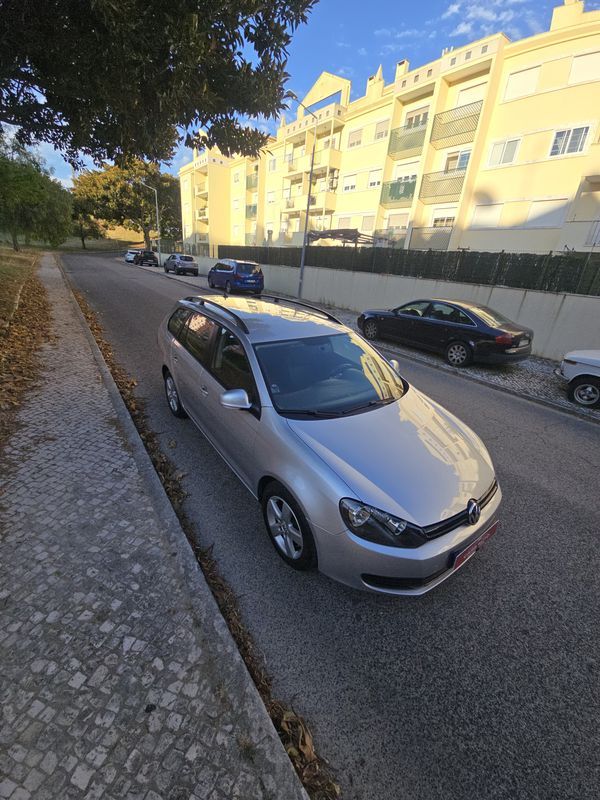 volkswagen-golf-variant-2011-diesel-1598cc