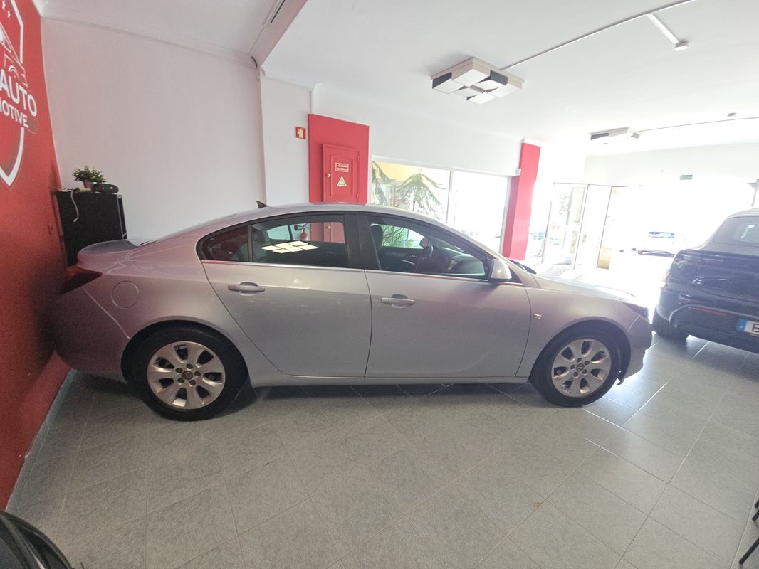 opel-insignia-2016-diesel-1598cc