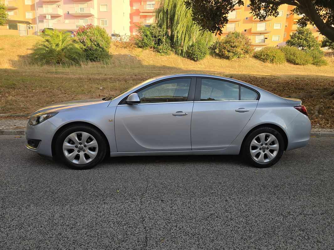 opel-insignia-2016-diesel-1598cc