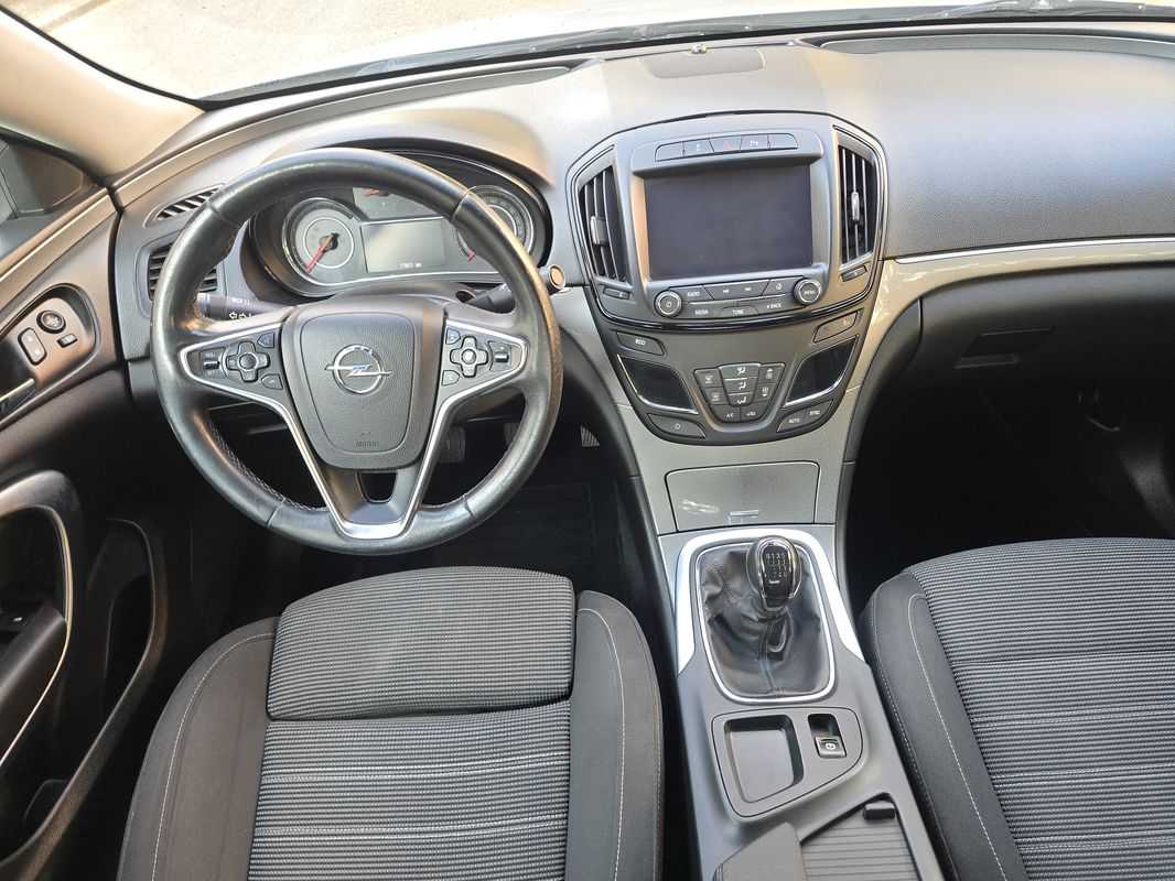 opel-insignia-2016-diesel-1598cc