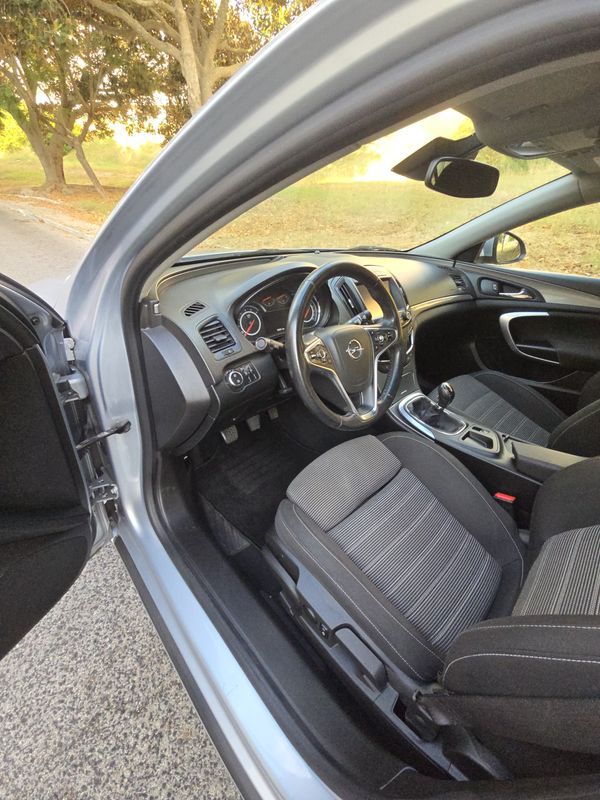 opel-insignia-2016-diesel-1598cc