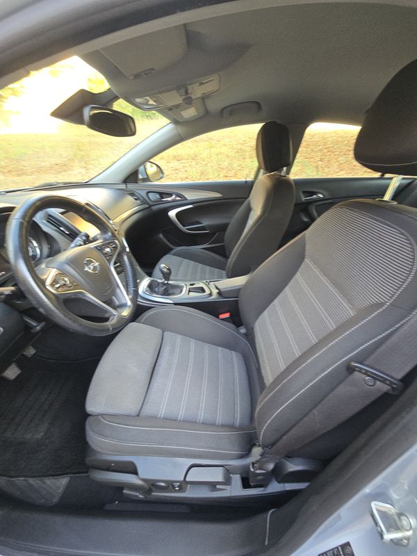 opel-insignia-2016-diesel-1598cc