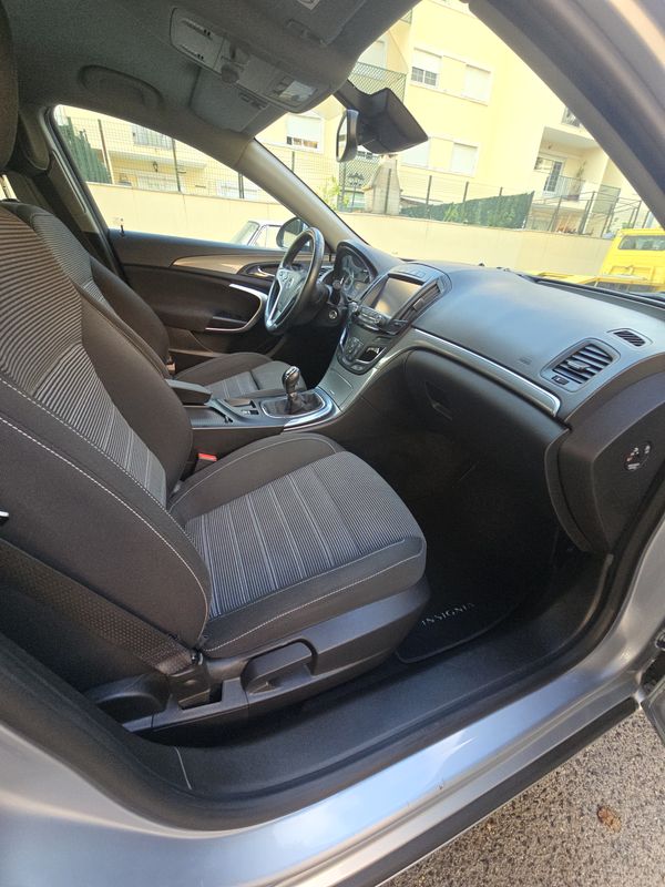 opel-insignia-2016-diesel-1598cc