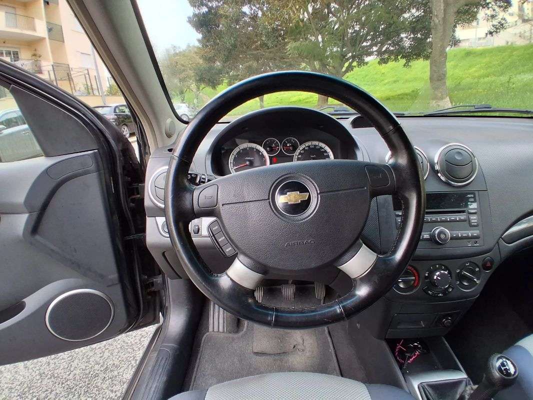 chevrolet-aveo-2010-gasolina-1229cc