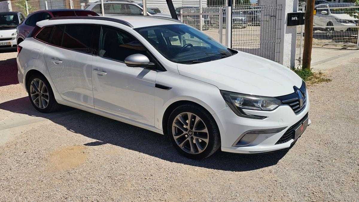 renault-megane-2017-diesel-1461cc