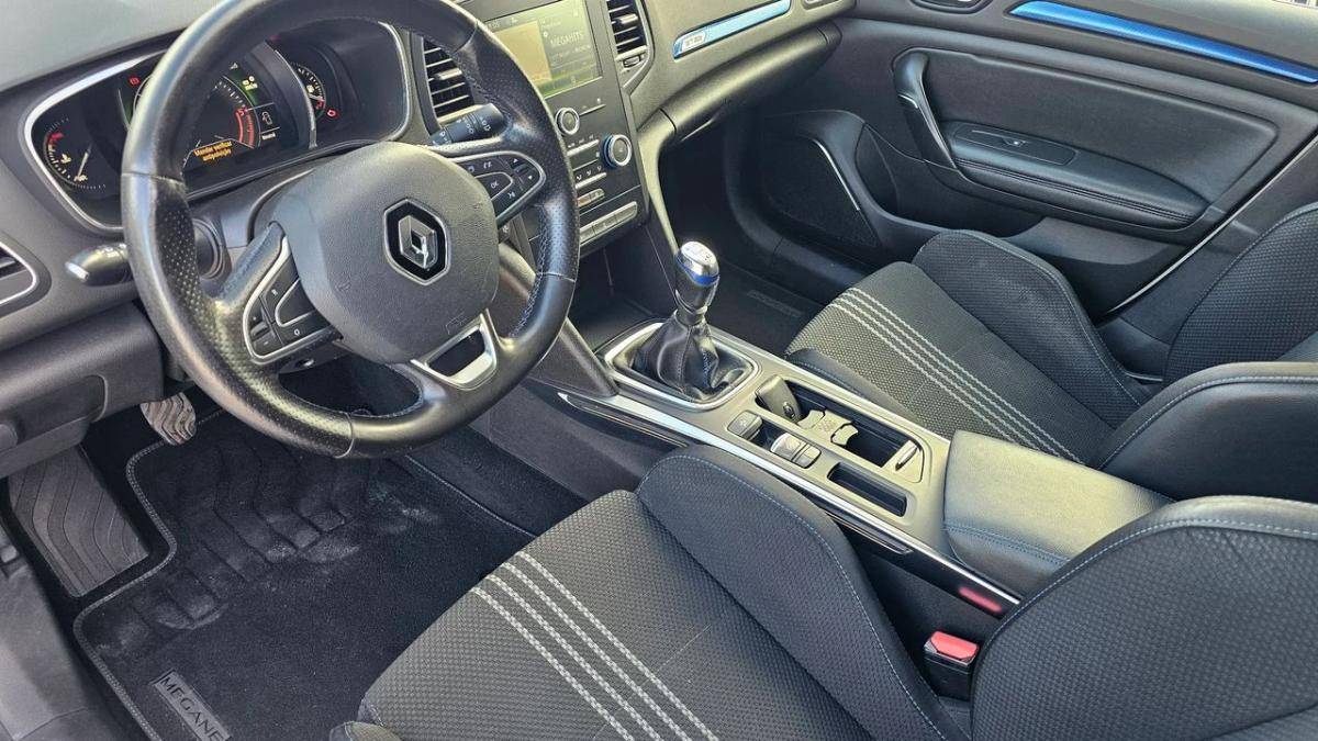 renault-megane-2017-diesel-1461cc