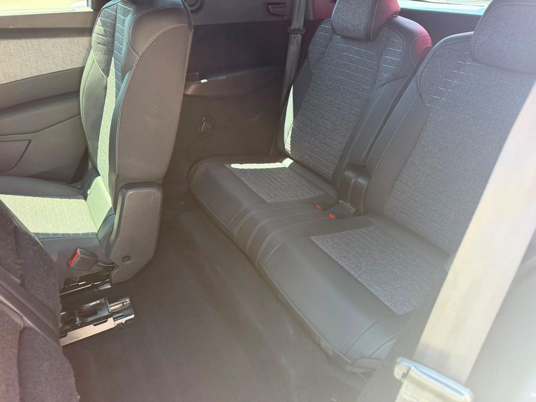 peugeot-5008-2025-gasolina-1199cc