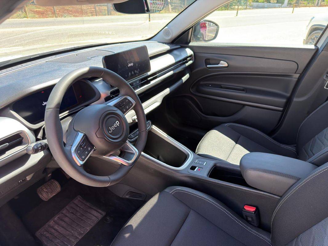 jeep-avenger-2025-gasolina-1199cc