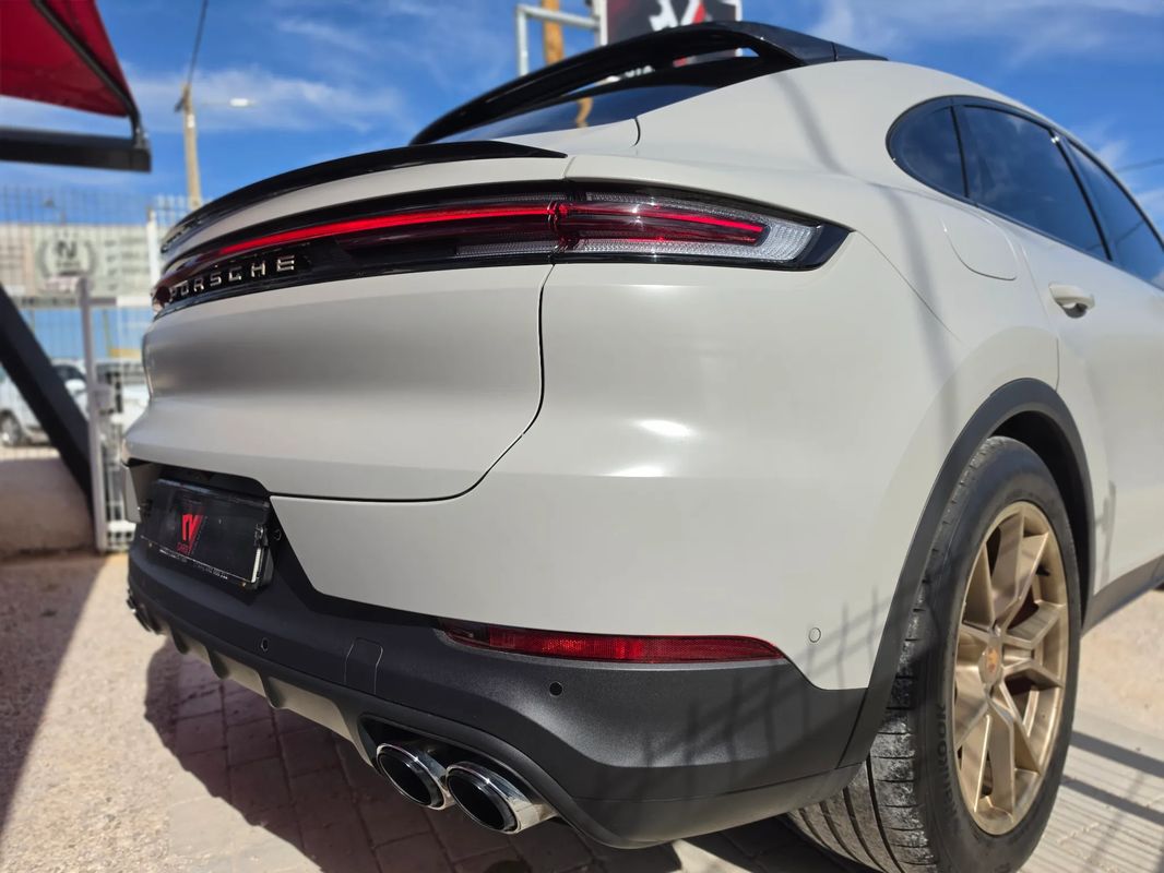 porsche-cayenne-2025-hibrido-a-gasolina-2995cc