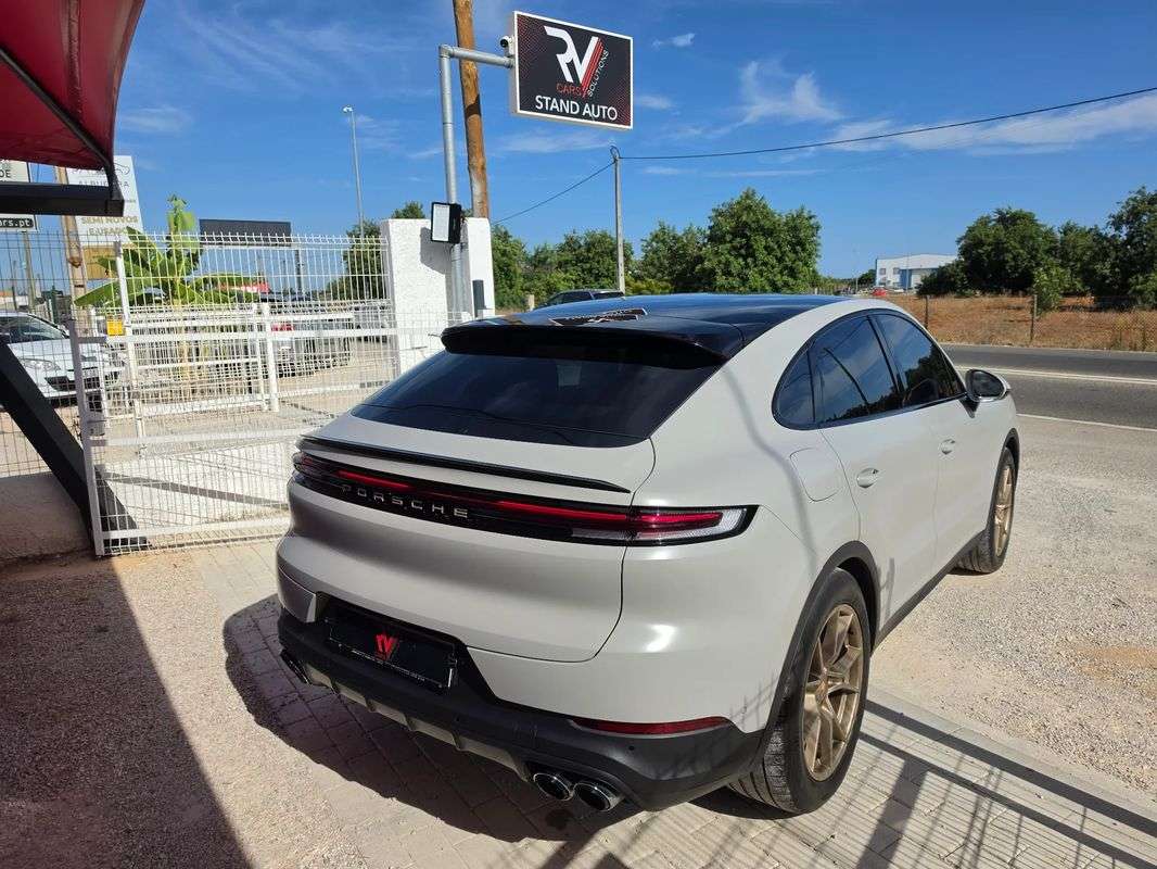 porsche-cayenne-2025-hibrido-a-gasolina-2995cc