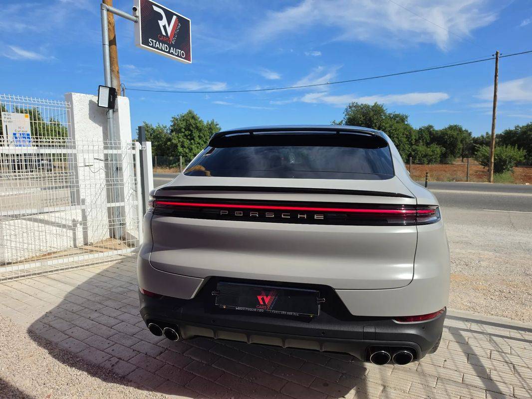 porsche-cayenne-2025-hibrido-a-gasolina-2995cc