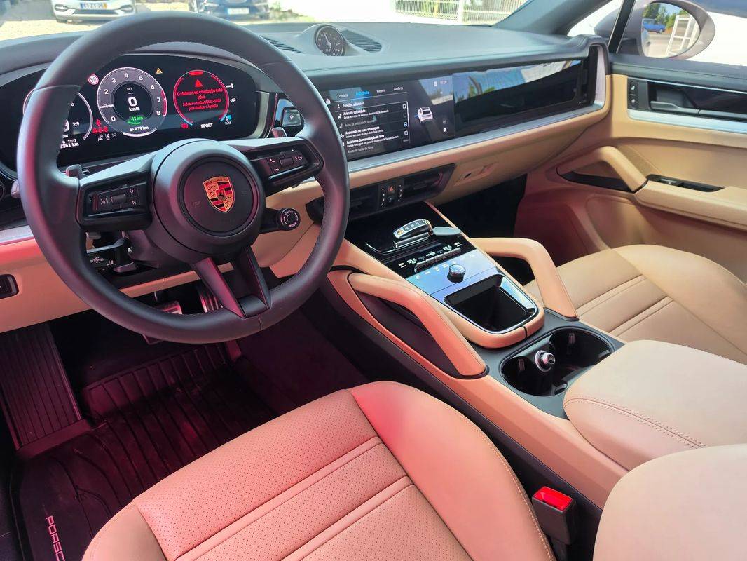 porsche-cayenne-2025-hibrido-a-gasolina-2995cc