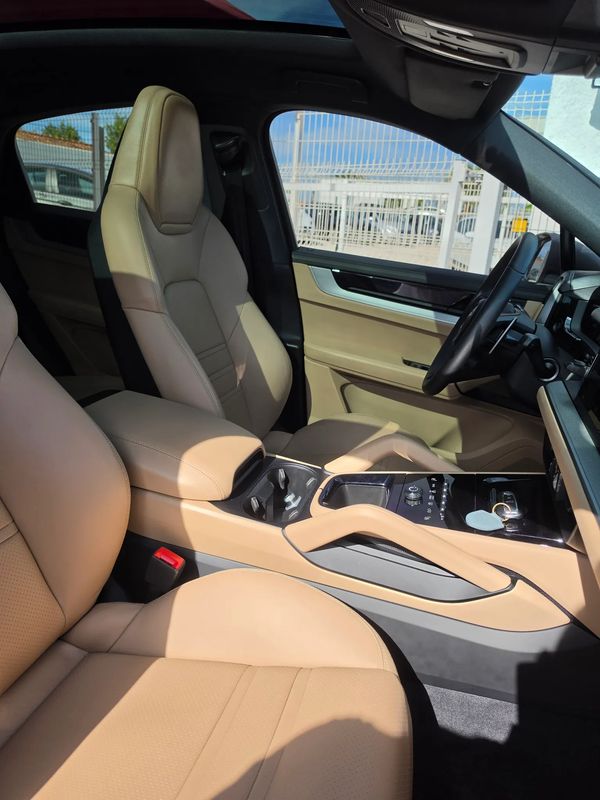 porsche-cayenne-2025-hibrido-a-gasolina-2995cc