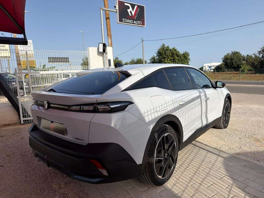 peugeot-408-2025-hibrido-a-gasolina-1598cc