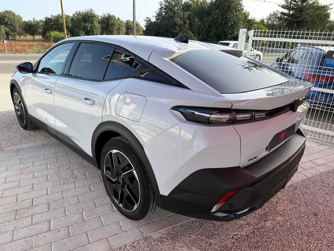peugeot-408-2025-hibrido-a-gasolina-1598cc