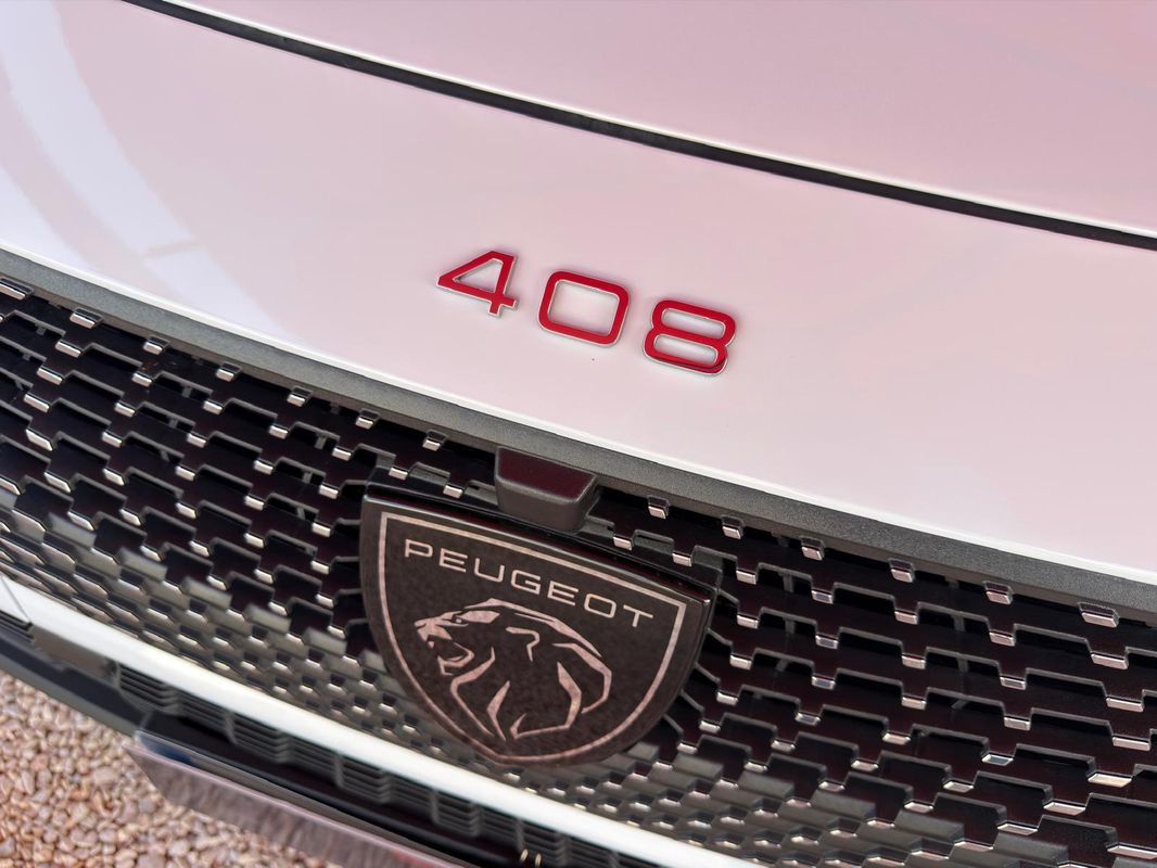 peugeot-408-2025-hibrido-a-gasolina-1598cc