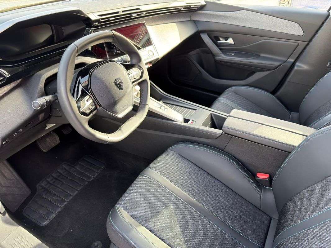 peugeot-408-2025-hibrido-a-gasolina-1598cc