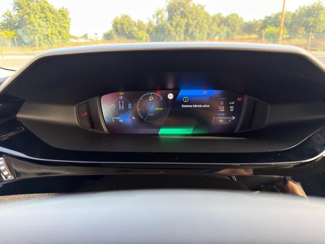 peugeot-408-2025-hibrido-a-gasolina-1598cc