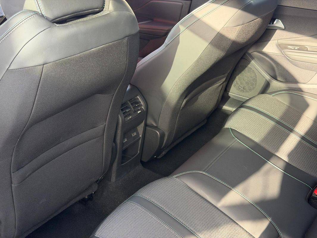 peugeot-408-2025-hibrido-a-gasolina-1598cc