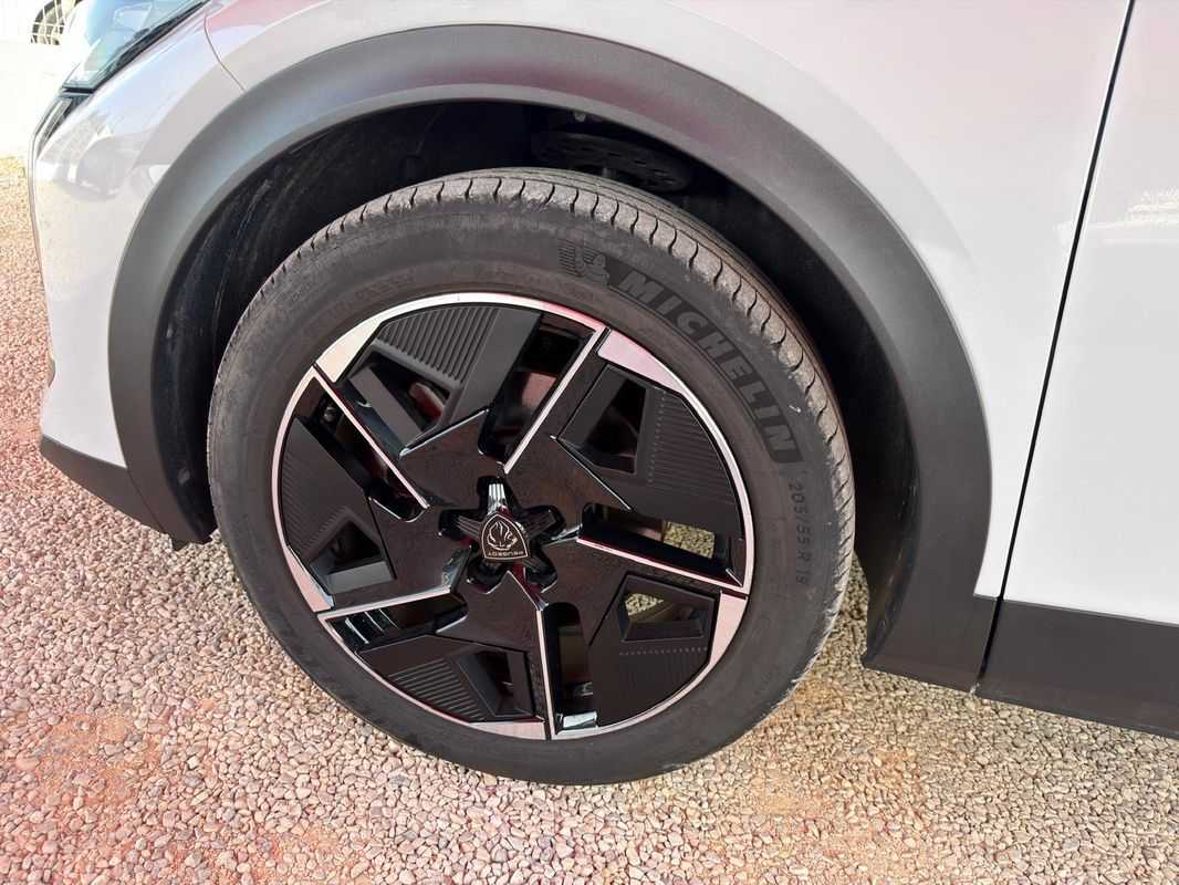 peugeot-408-2025-hibrido-a-gasolina-1598cc