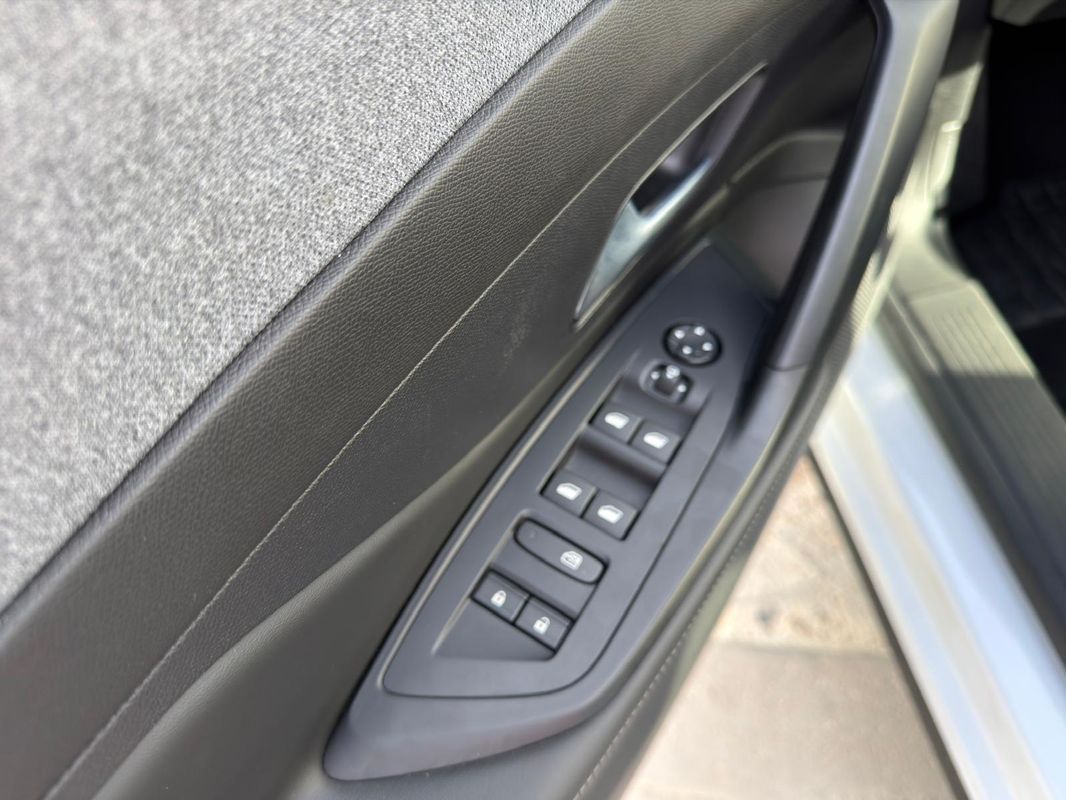 peugeot-408-2025-hibrido-a-gasolina-1598cc