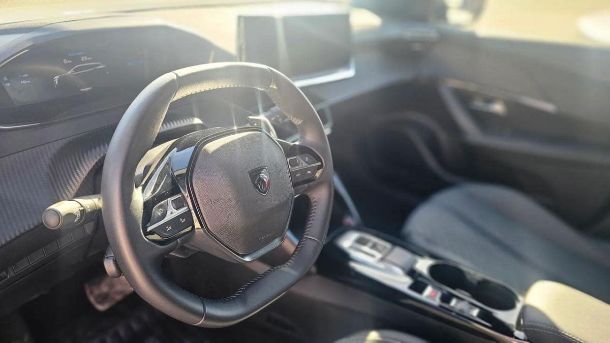 peugeot-2008-2025-gasolina-1199cc