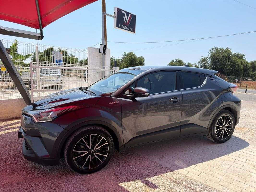 toyota-c-hr-2019-hibrido-a-gasolina-1798cc