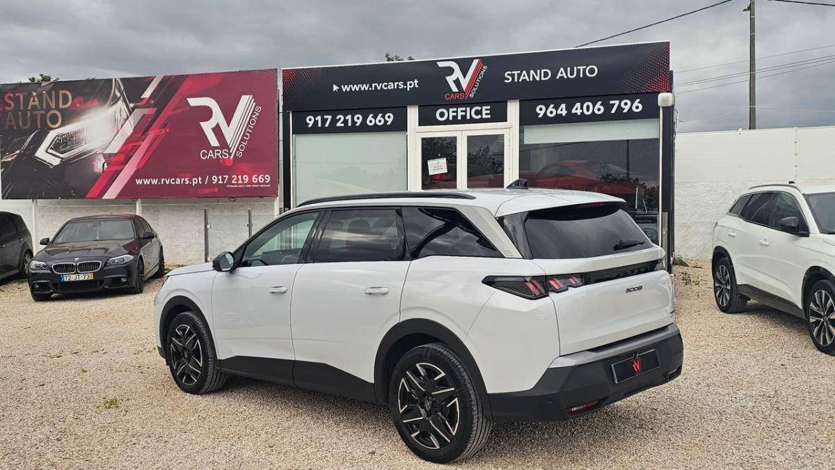 peugeot-5008-2025-gasolina-1199cc