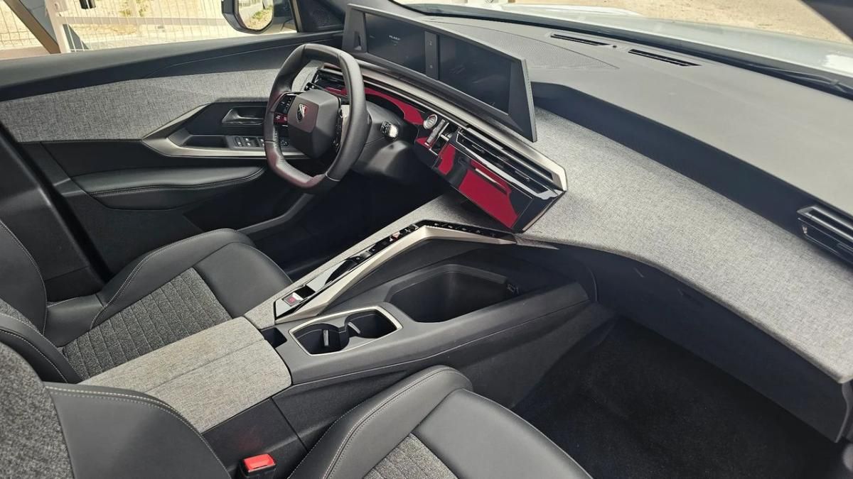 peugeot-5008-2025-gasolina-1199cc