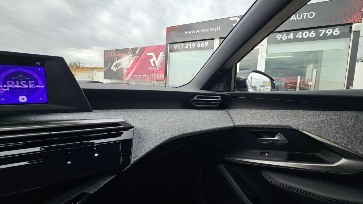 peugeot-5008-2025-gasolina-1199cc